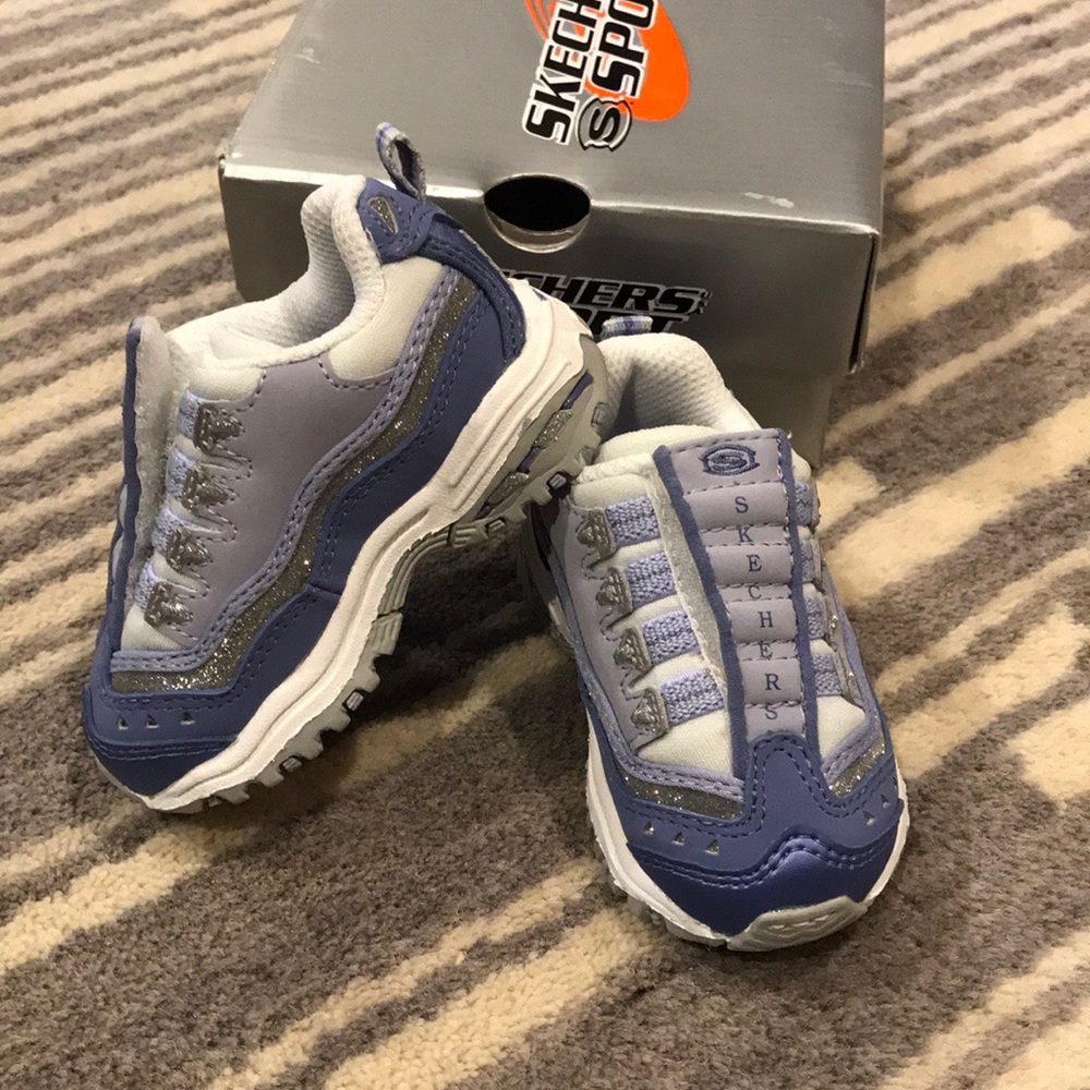 NIB periwinkle SZ 3 baby Skechers